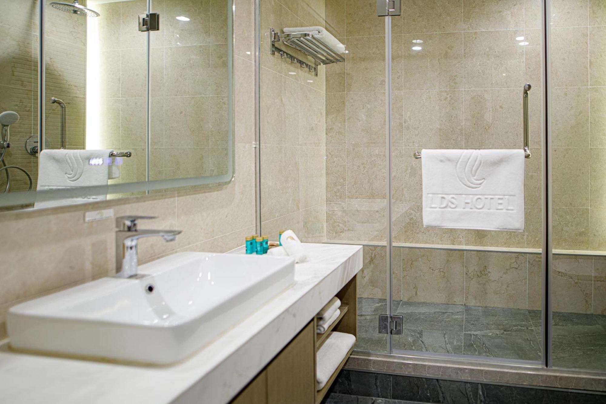 LDS Hotel Belgrado Buitenkant foto